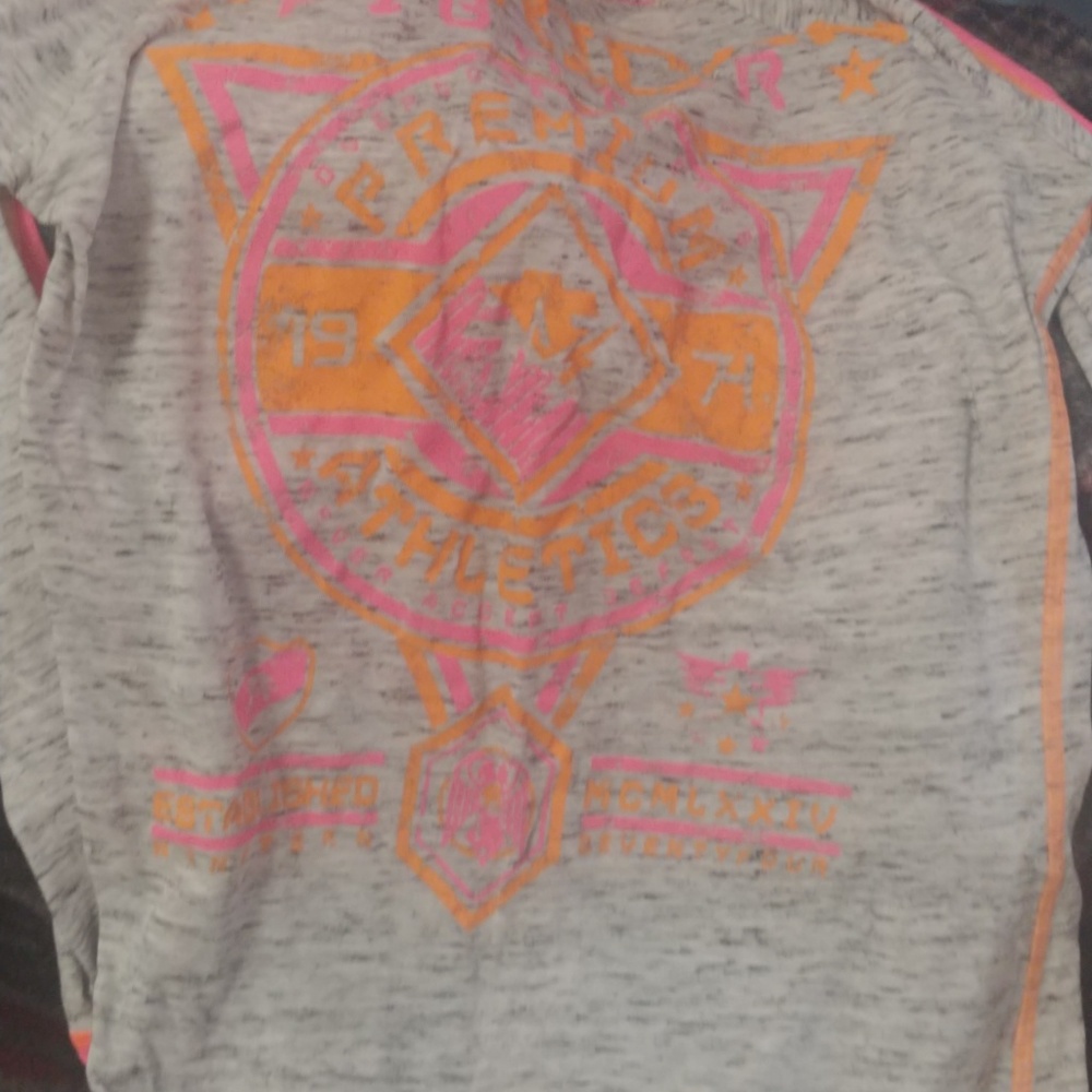 Women's size medium American fighter shirt